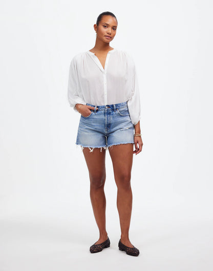 The Curvy Brynn Short in Hallstead Wash