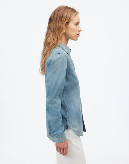 Denim Classic Button-Up Shirt in Altoona Wash